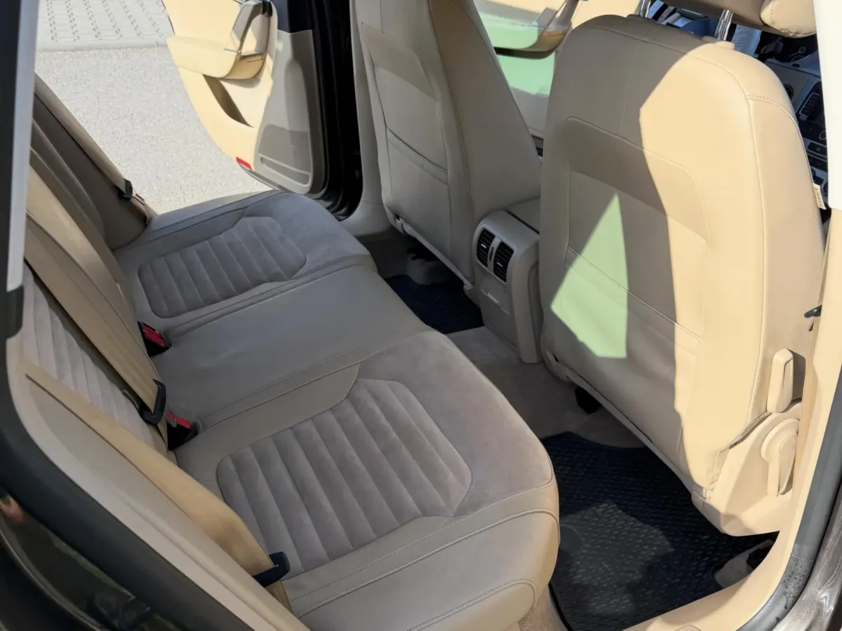 Čištění interiéru Volkswagen Passat · Zárubice (okres Třebíč) (4)